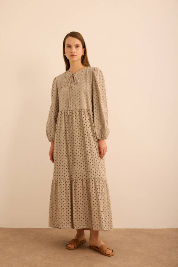 Bej Hacimli Cotton Brode Elbise - 3