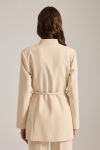 Bej Kemer Aksesuarlı Hakim Yaka Ceket - 6