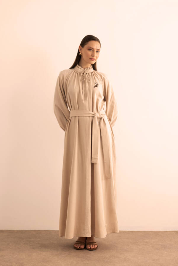Bej Kemeri Düğme Detaylı Tencel Cotton Elbise - 6