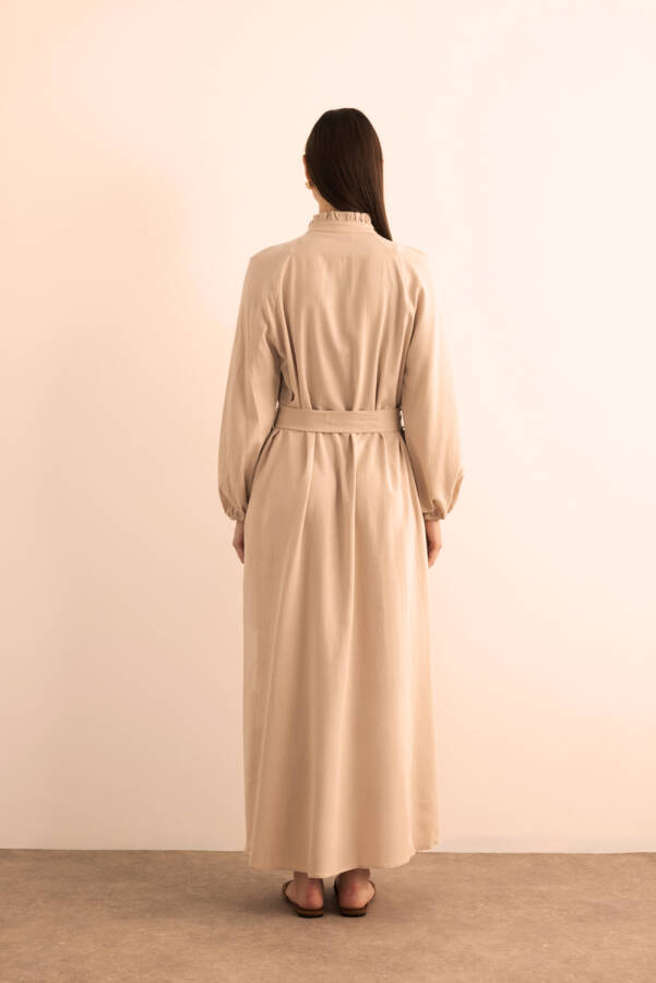 Bej Kemeri Düğme Detaylı Tencel Cotton Elbise - 7