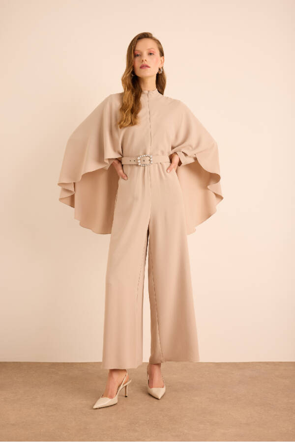 Bej Kemerli Pelerin Detaylı Dokuma Tulum - Aker