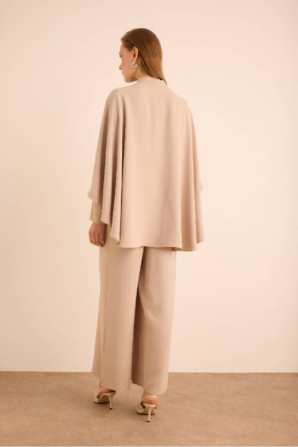 Bej Kemerli Pelerin Detaylı Dokuma Tulum - 6