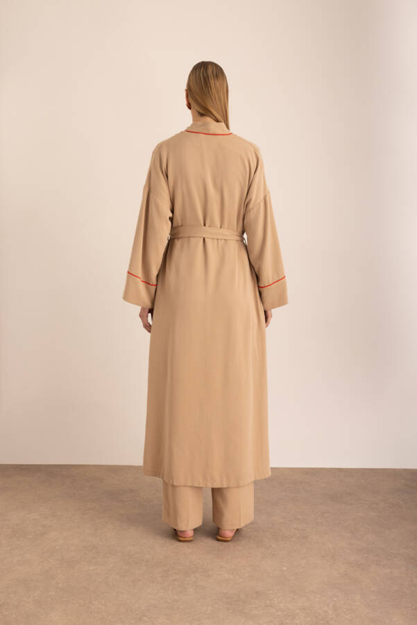 Bej Kontrast Biyeli Nakış Detaylı Kuşaklı Tencel Kimono - 6