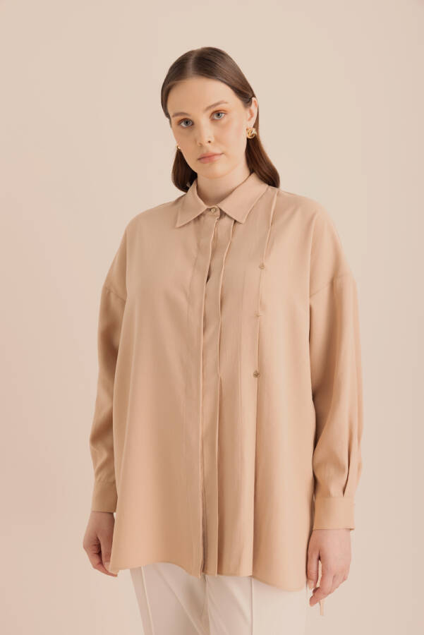 Bej Pileli Metal Logolu Bluz - 4