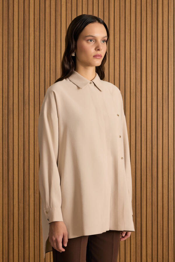 Bej Pileli Metal Logolu Bluz - Aker (1)