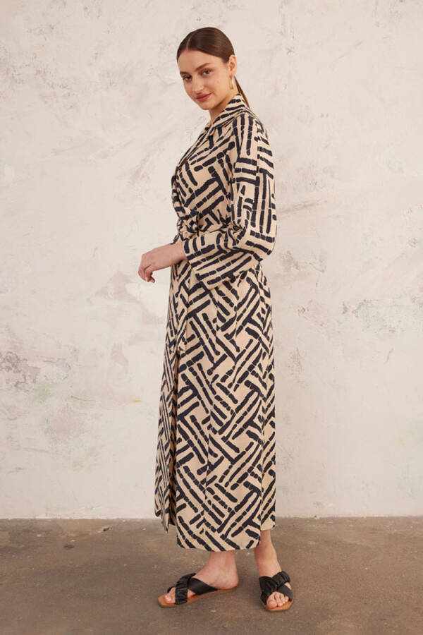 Bej Şal Yaka Desenli Kap - 3