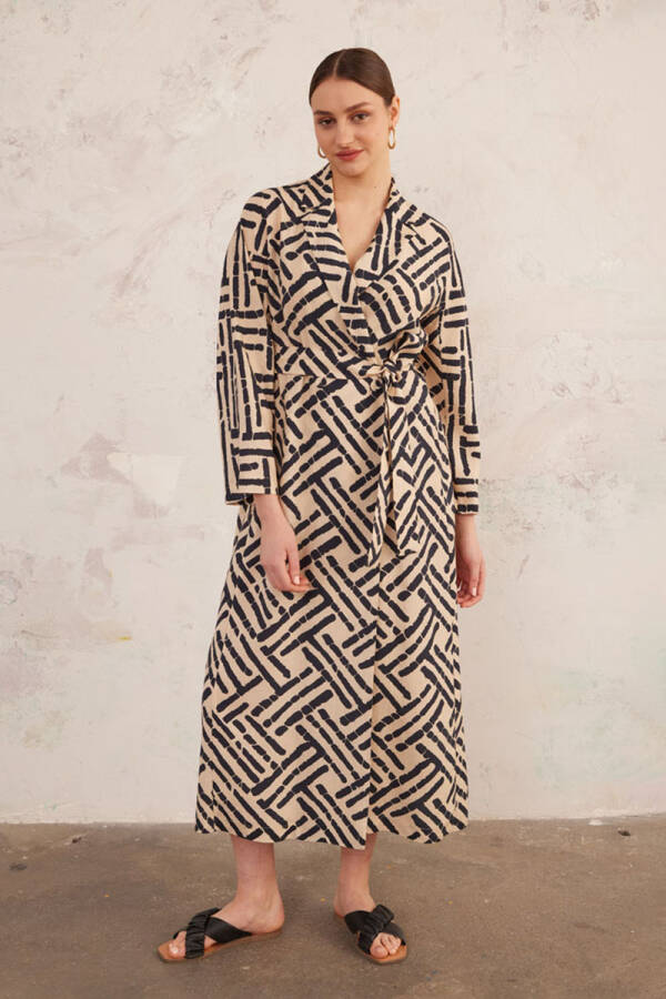 Bej Şal Yaka Desenli Kap - 4