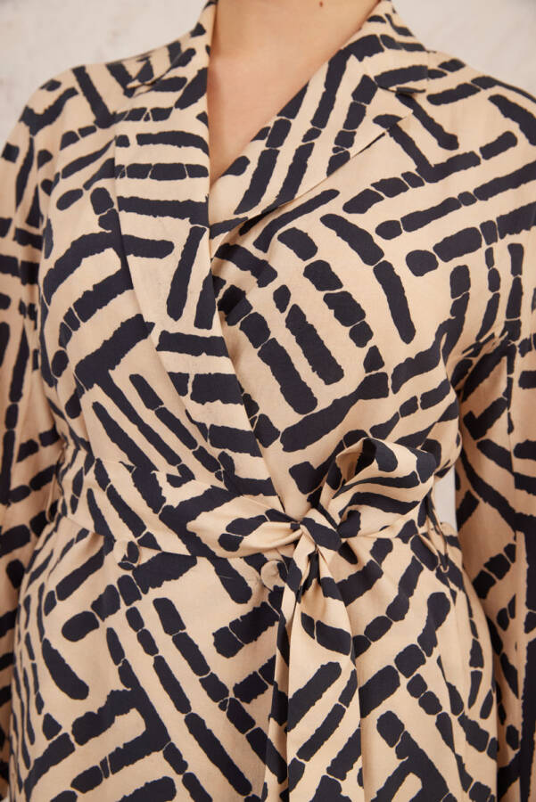 Bej Şal Yaka Desenli Kap - 5