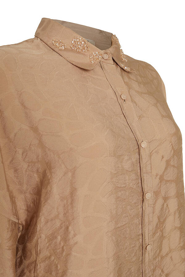 Bej Yakası İşleme Detaylı Bluz - Aker (1)