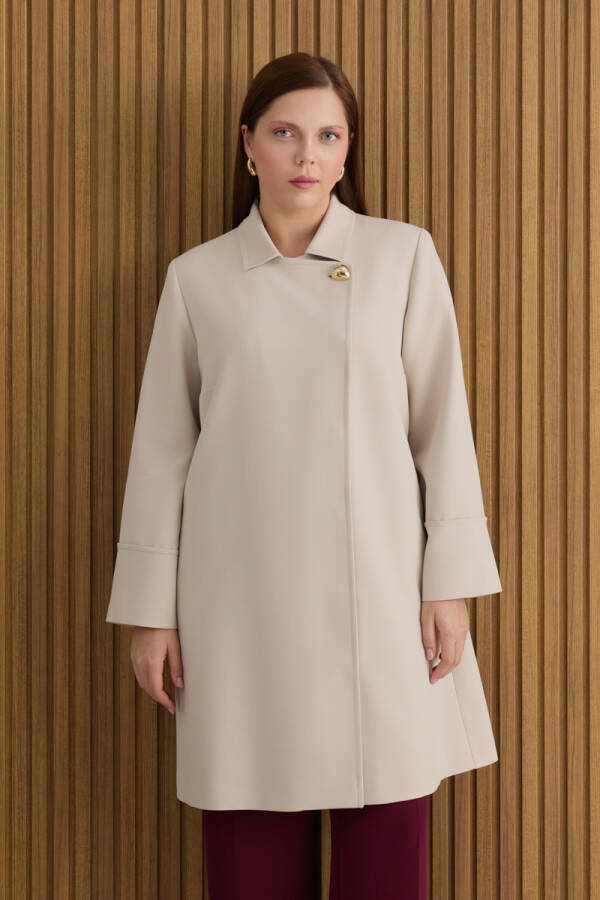 Bej Yakası Yandan Kapamalı Kap - 3