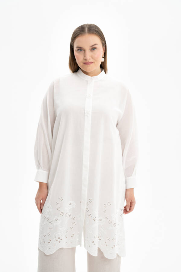 Beyaz Etek Ucu Nakışlı Kap - 5