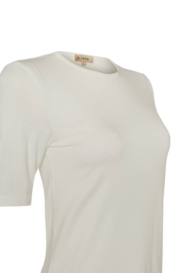 Beyaz Kısa Kollu Bisiklet Yaka Body - Aker (1)