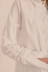 Beyaz Kolları Büzgü Detaylı Cotton Gömlek - 3