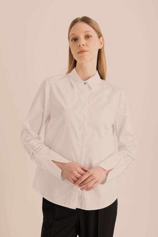 Beyaz Kolları Büzgü Detaylı Cotton Gömlek - Aker