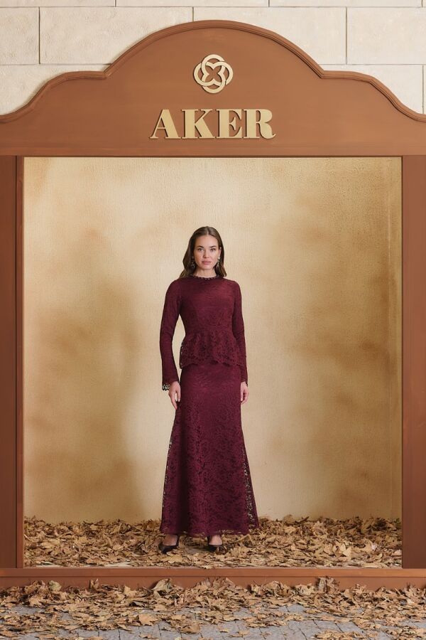 Bordo Dantelli Etek - Aker