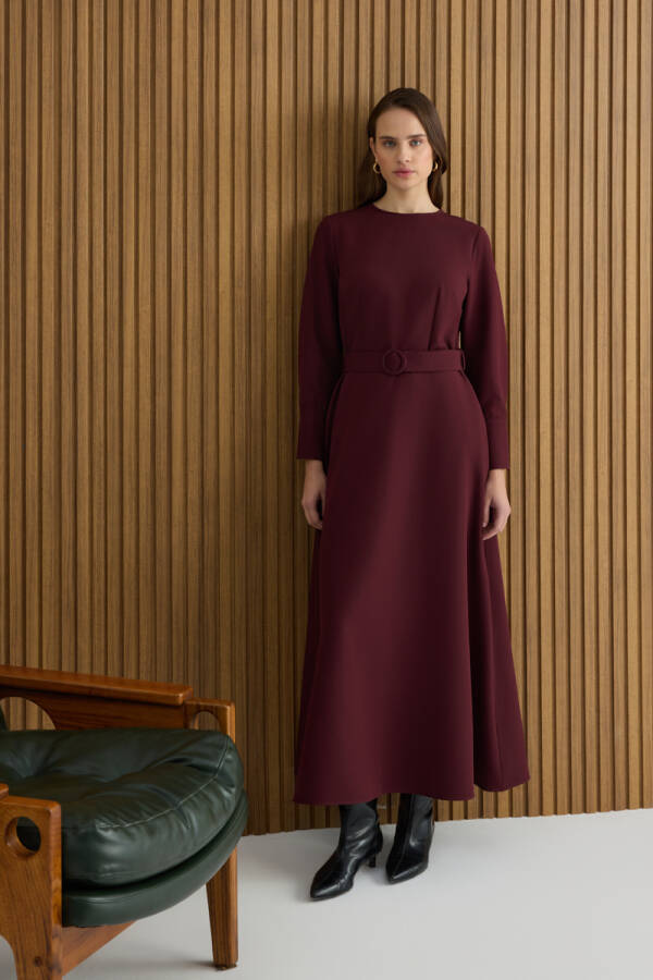 Bordo Kemerli Evaze Elbise - 1