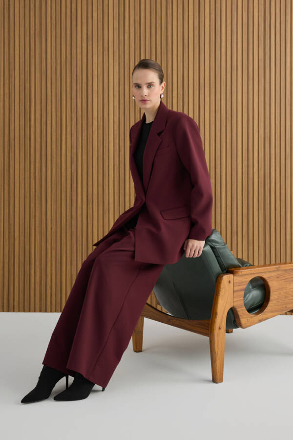 Bordo Paçası Yırtmaçlı Dokuma Pantolon - 1