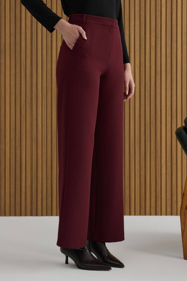 Bordo Paçası Yırtmaçlı Dokuma Pantolon - 5