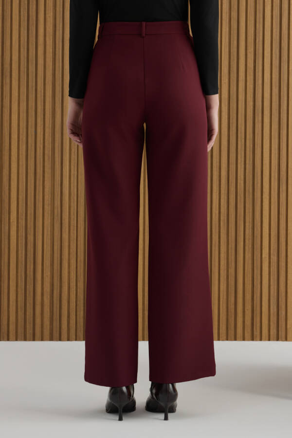 Bordo Paçası Yırtmaçlı Dokuma Pantolon - 7