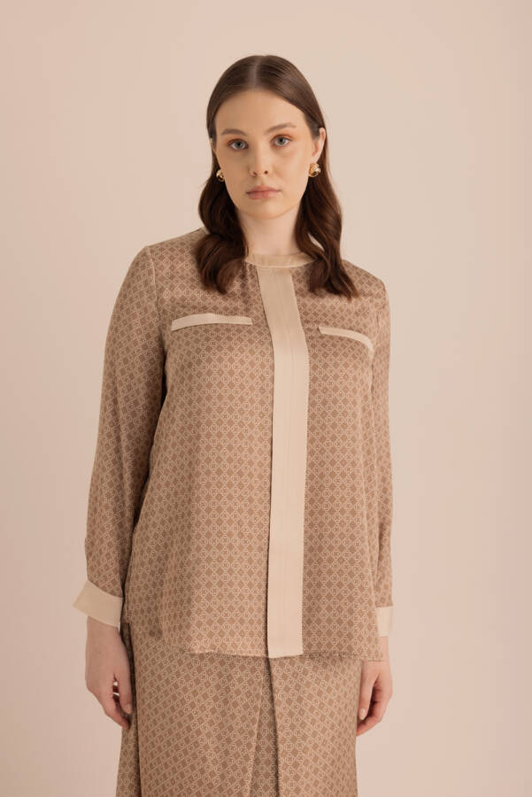 Camel Koza Desenli Yuvarlak Yaka Bluz - 5