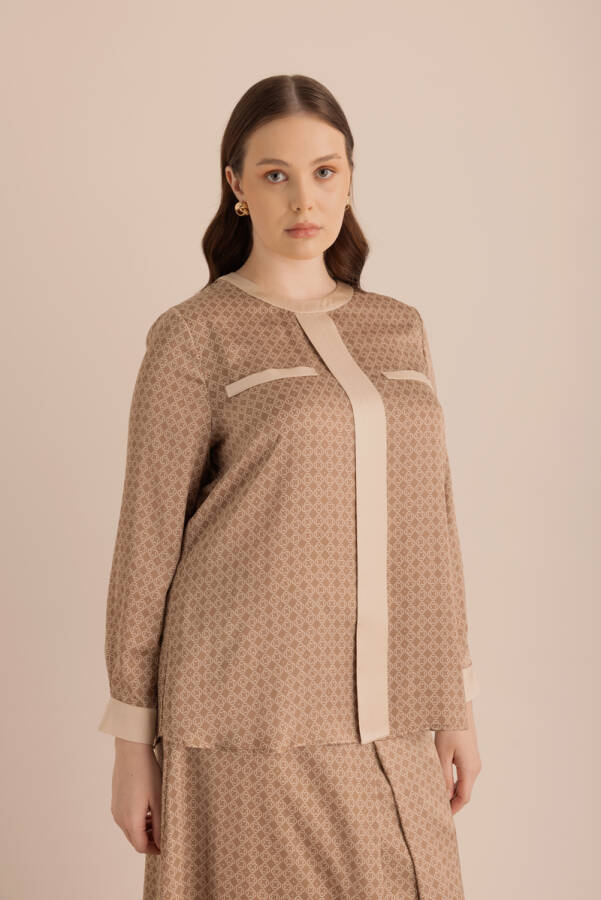 Camel Koza Desenli Yuvarlak Yaka Bluz - 7