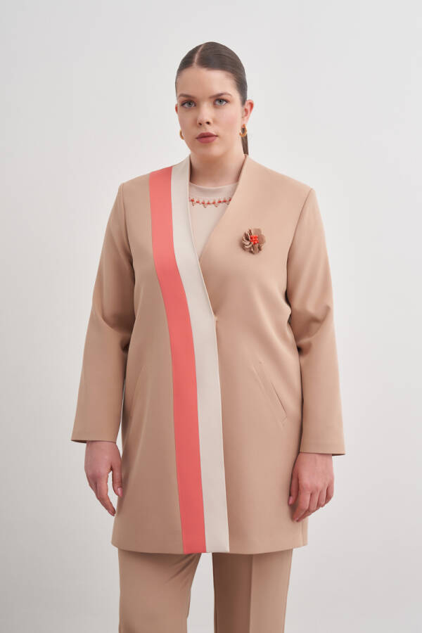 Camel Renkli Garni Detaylı Kap - 5