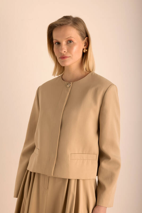 Camel Yakasız Kısa Tencel Ceket - 3