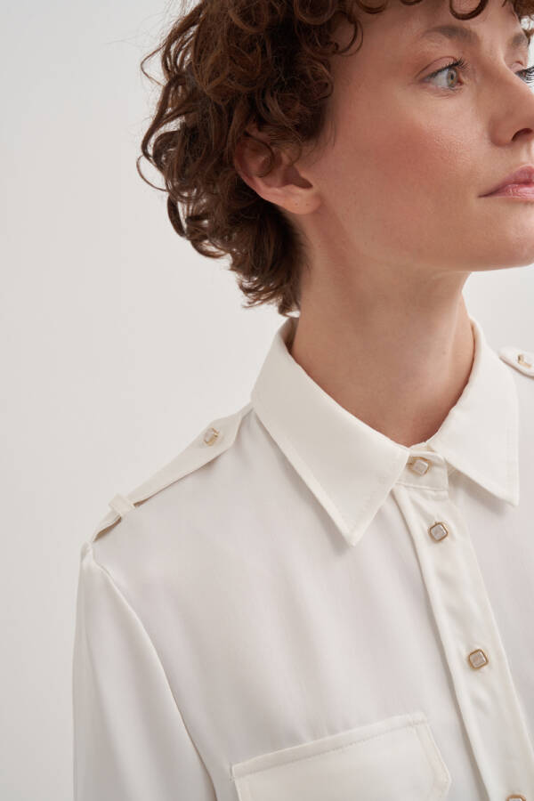 Ekru 2236111 Apolet Detaylı Gömlek Yaka Saten Bluz - Aker (1)
