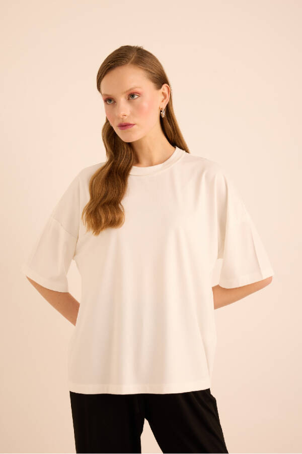 Ekru Basic T-Shırt - 5