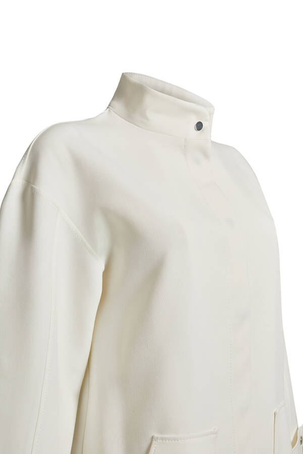 Ekru Cepli Kısa Ceket - Aker (1)