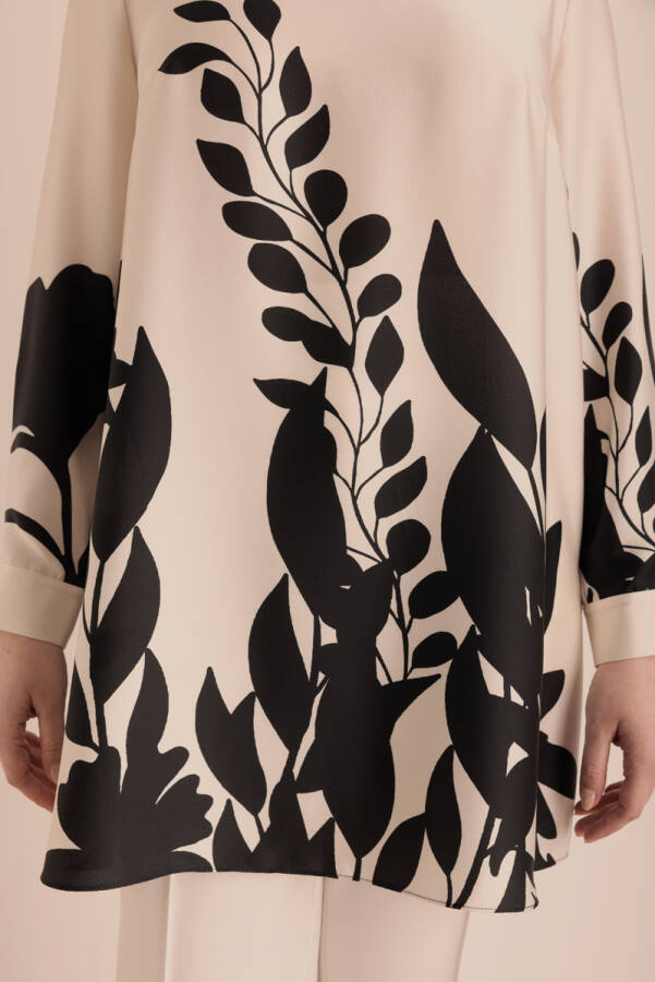 Ekru Desenli Dik Yakalı Tunik - 3