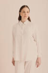 Ekru Detaylı Düğmeli Gömlek - 2