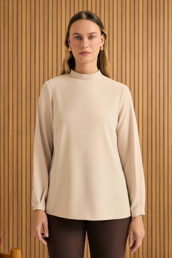 Ekru Dik Yaka Bluz - 4