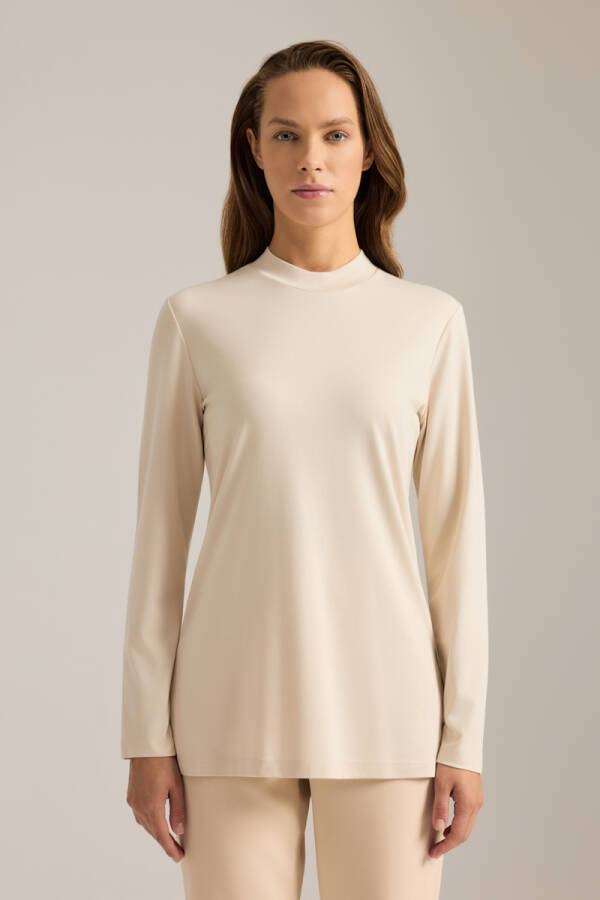 Ekru Dik Yaka Body - Aker