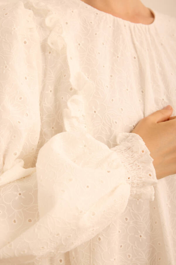 Ekru Fırfır ve Volan Detaylı Cotton Brode Tunik - 5