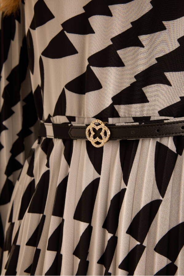 Ekru Geometrik Desenli Piliseli Dokuma Elbise - 5