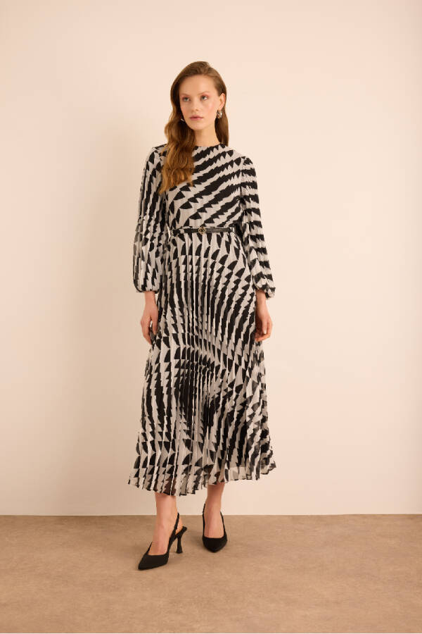 Ekru Geometrik Desenli Piliseli Dokuma Elbise - 6