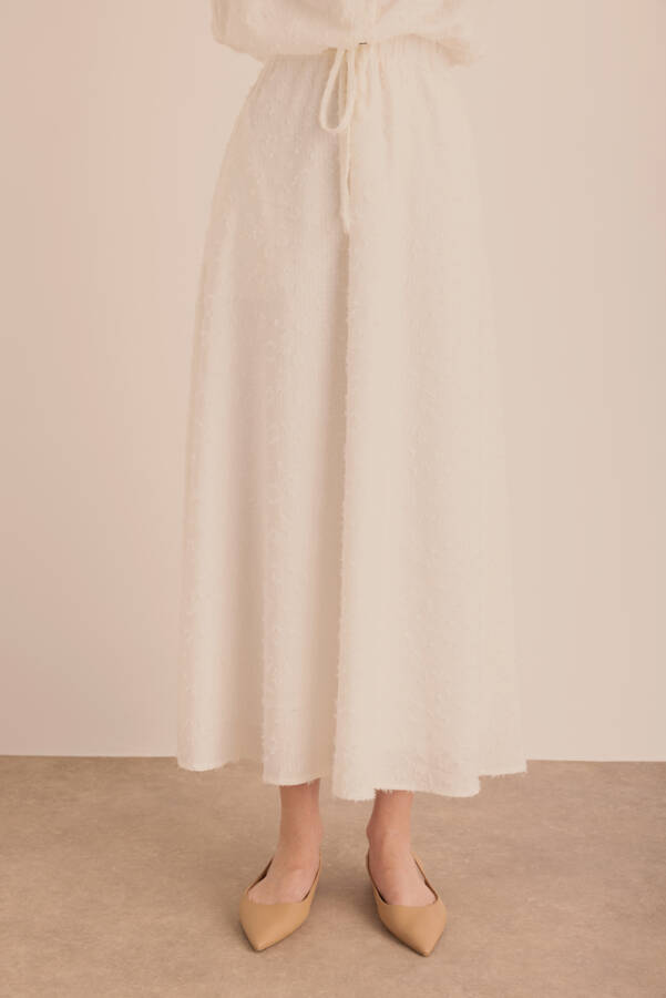 Ekru Kumaşı Püskül Detaylı Astarlı Etek - Aker (1)
