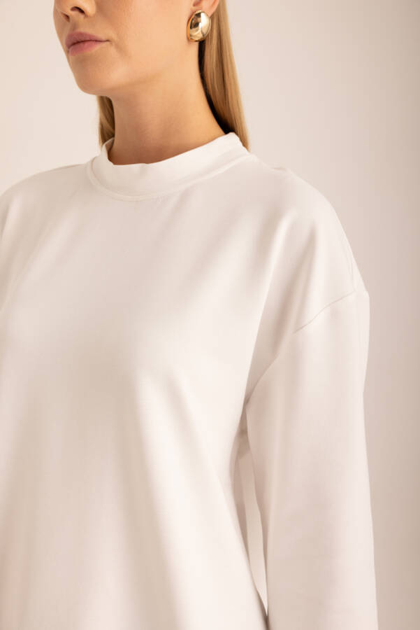 Ekru Logo Detaylı Rahat Kalıp Sweatshirt - 3