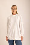 Ekru Logo Detaylı Rahat Kalıp Sweatshirt - 4