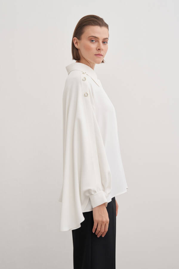 Ekru Pelerinli Düğmeli Bluz - Aker (1)