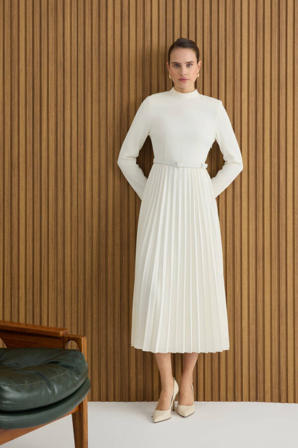 Ekru Piliseli Elbise - 3