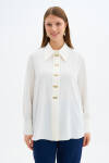 Ekru Sivri Yaka Düğme Detaylı Bluz - 1