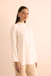 Ekru Sol Omuzu Büzgü ve İşleme Detaylı Dokuma Bluz - 3