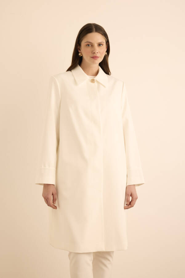 Ekru Yakası Taşlı Düğmeli Kap - 4