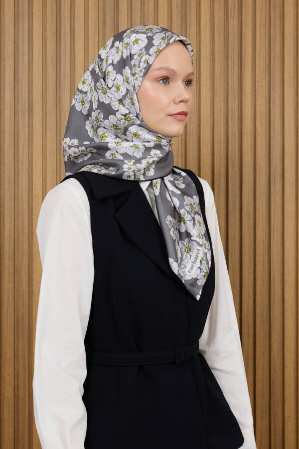 Gri 90X90 İpek Twill Eşarp - 1