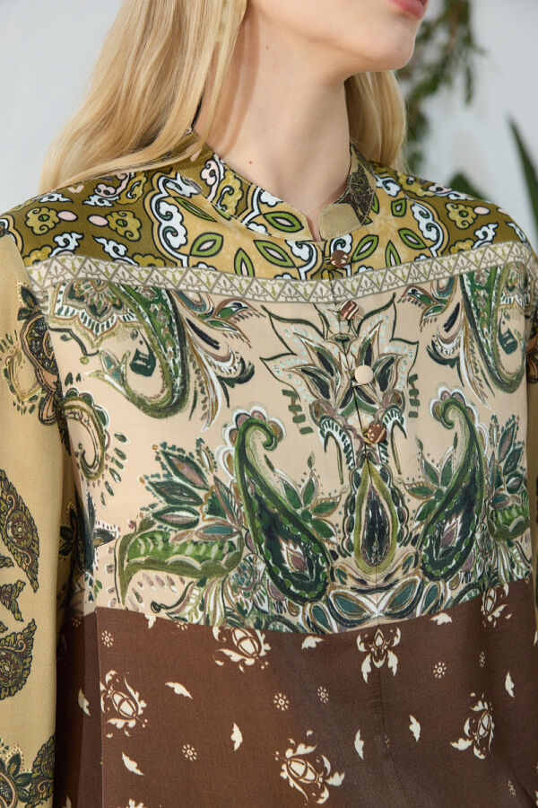Haki Brit Detaylı Desenli Bluz - 5