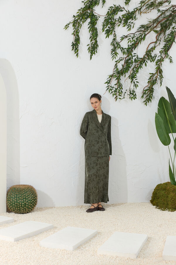 Haki Çan Etek - Aker