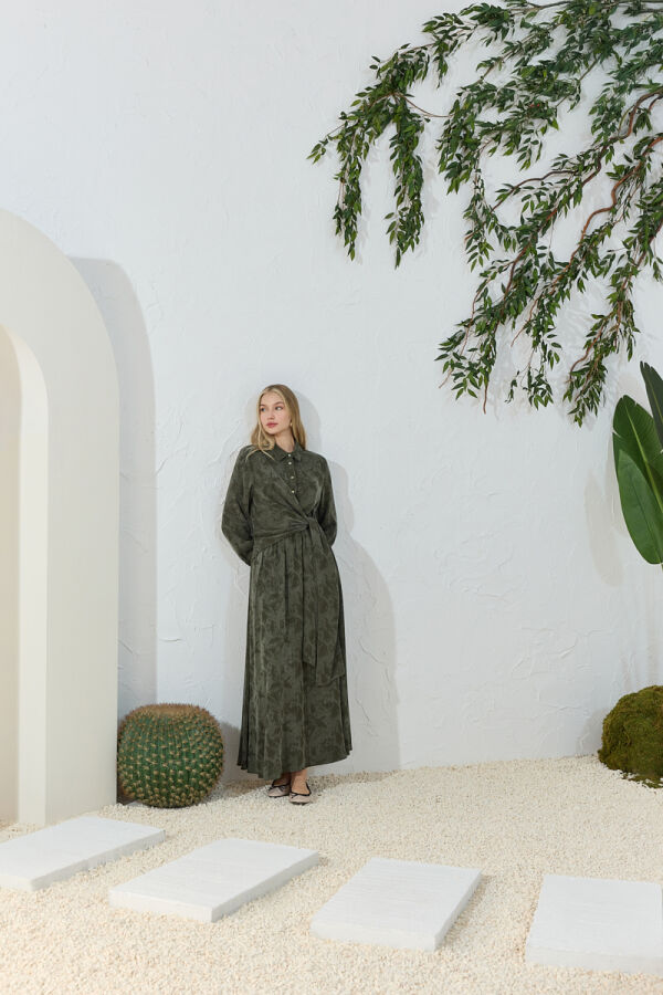 Haki Jakarlı Bağlama Detaylı Elbise - 1