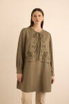 Haki Ön Bedeni Nakışlı Tunik - 1